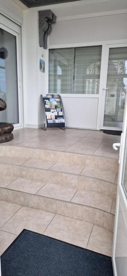 Appartement, Les Templiers, Rdc Vue Mer Proche Centre Ville Houlgate Eksteriør billede